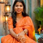 Maithili Thakur Biography Hindi